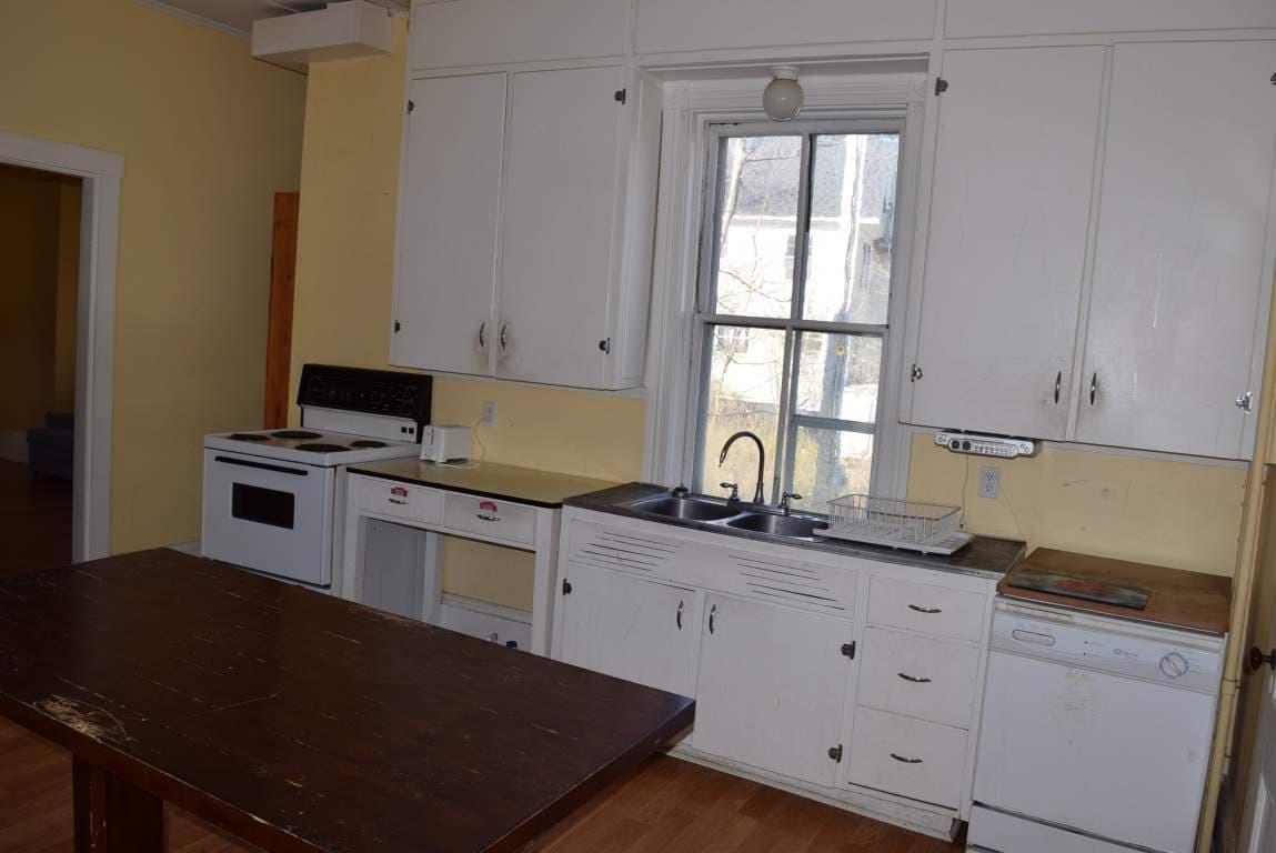 636 Main Street (Webb House), Wolfville NS – photo 11